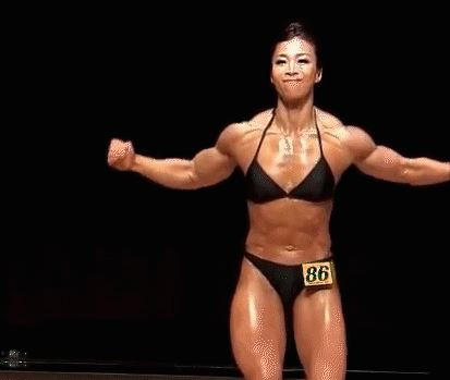 Be-Jewel reccomend female bodybuilder brandimae works biceps