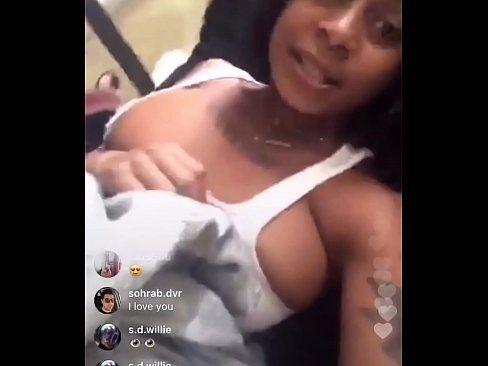 Ig live lesbian